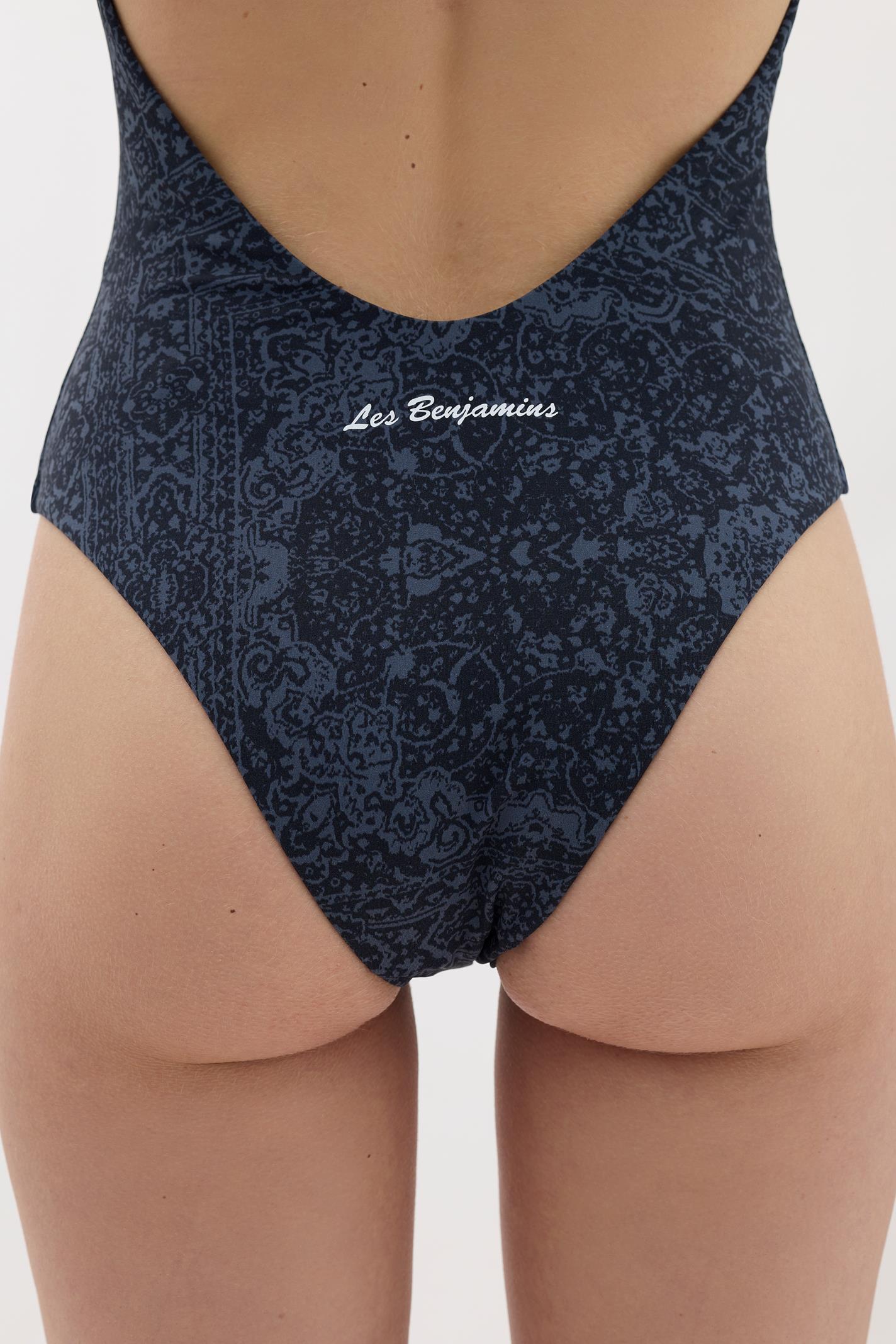  SWIMSUIT 043 Les Benjamins