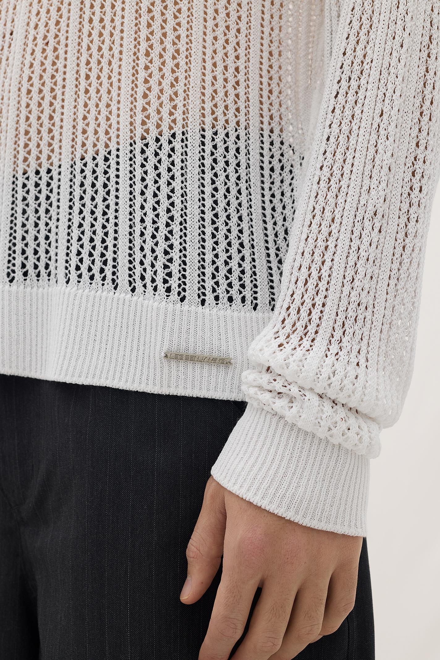  SWEATER 103