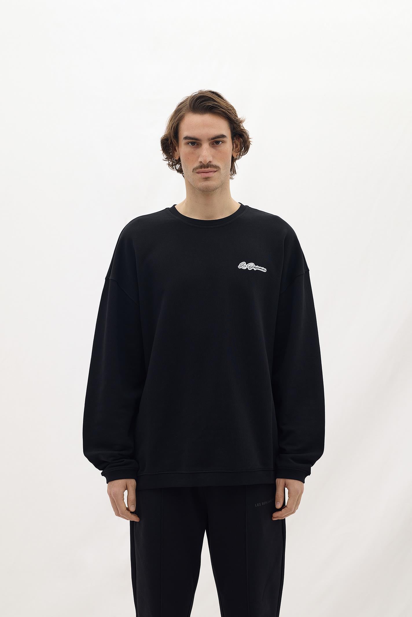  OVERSIZED SWEATSHIRT 010