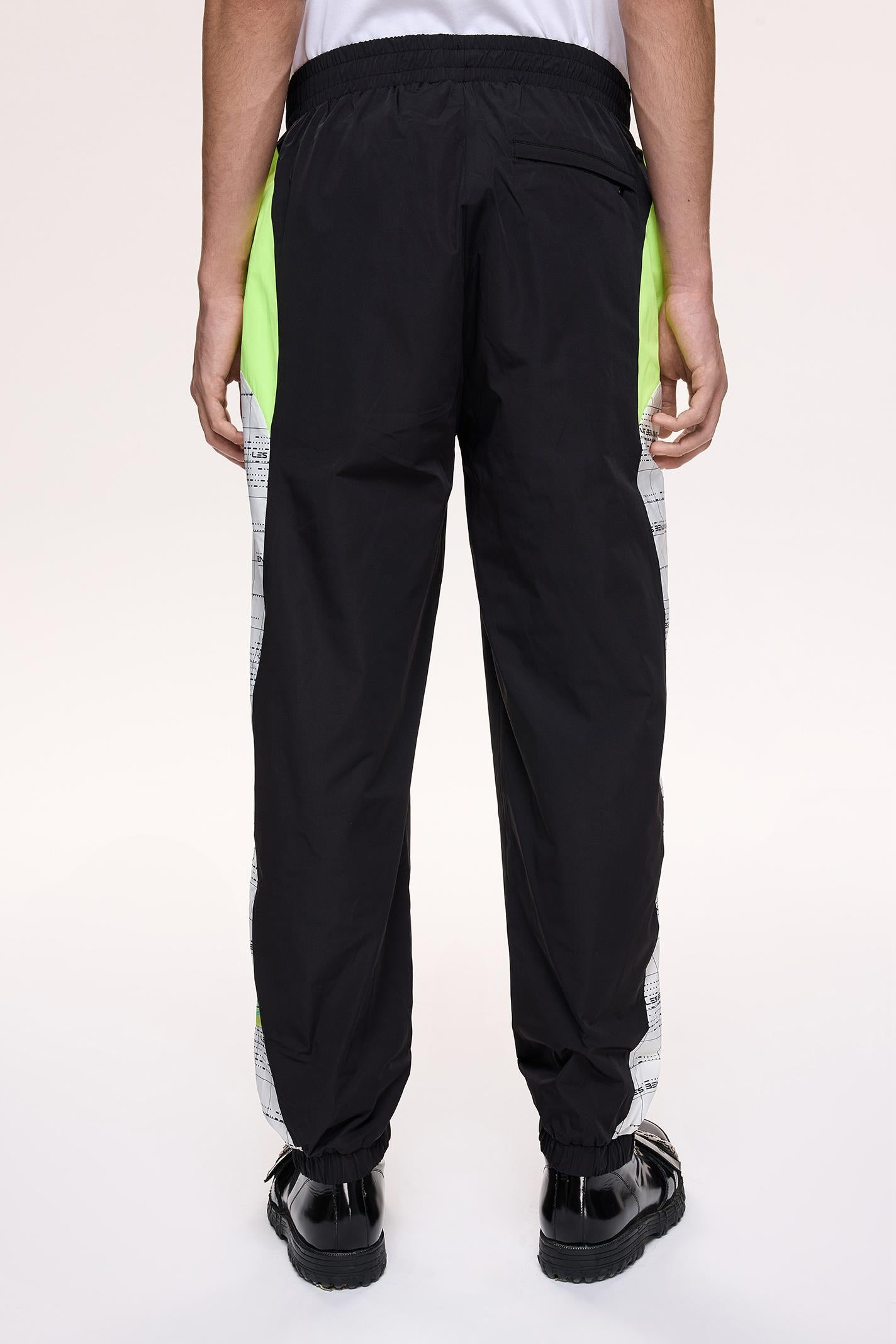  TRACK PANT 002