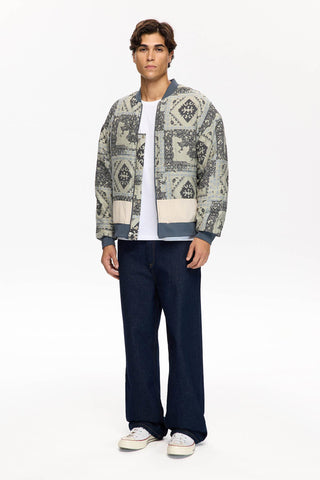 Les Benjamins - BOMBER 004