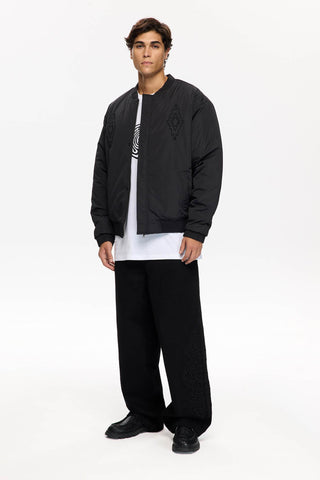 Les Benjamins - BOMBER 008