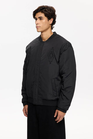 Les Benjamins - BOMBER 008