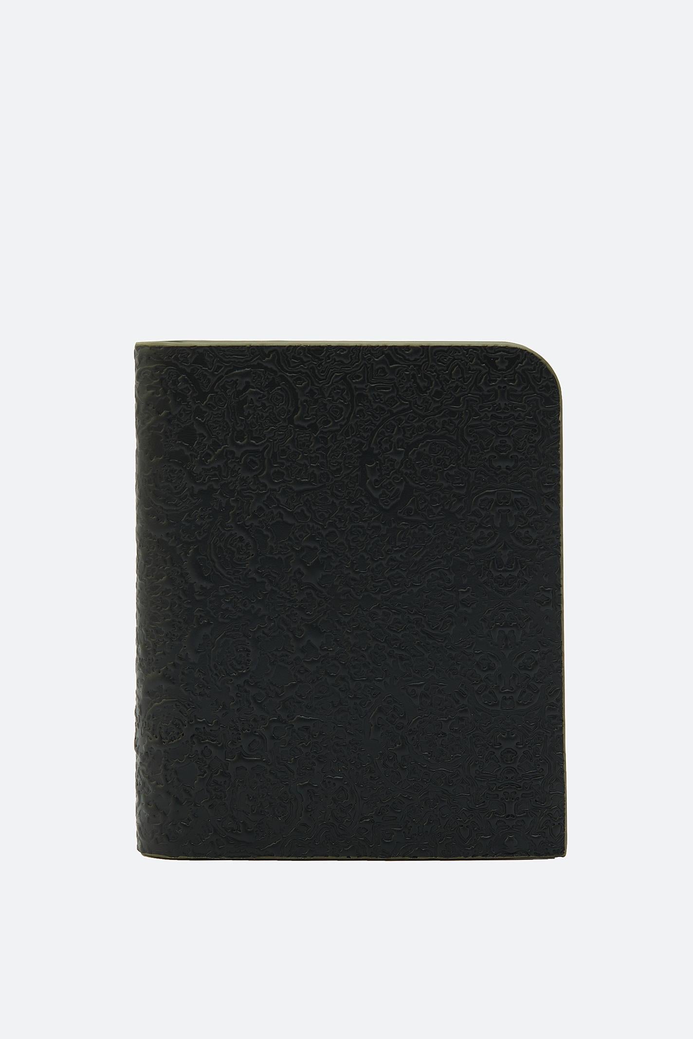  EMBOSSED LARGE ZIPPED WALLET 067