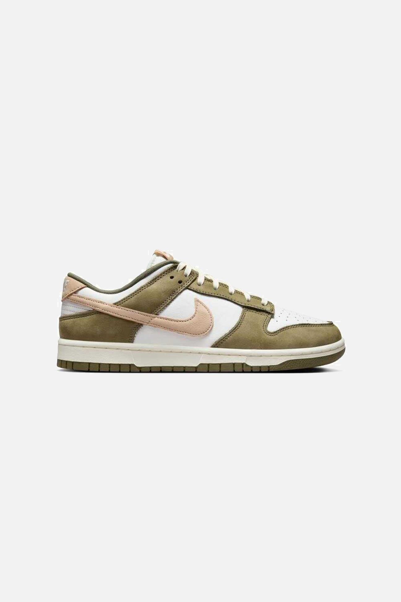 NIKE DUNK LOW RETRO PRM 