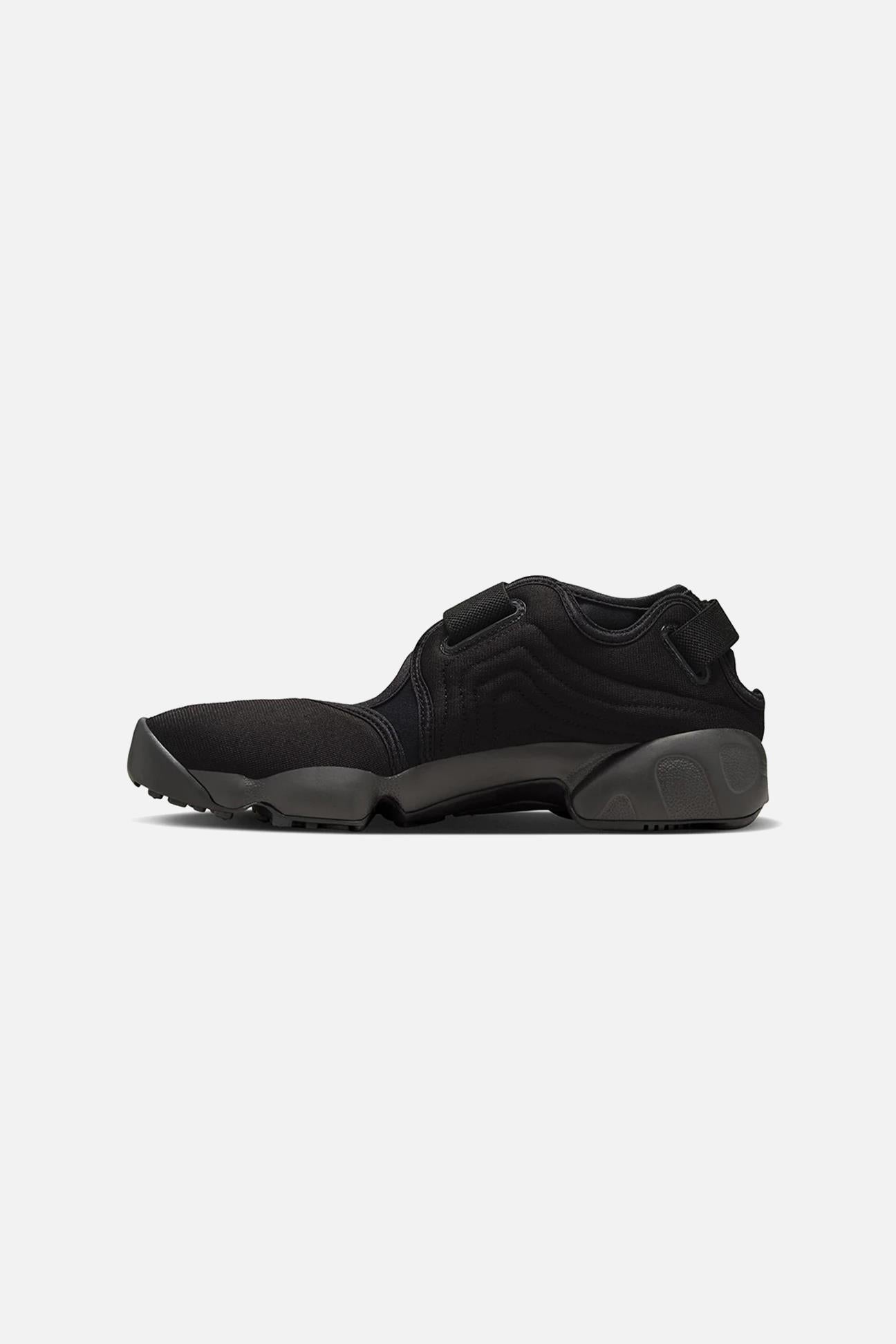  WMNS NIKE AIR RIFT