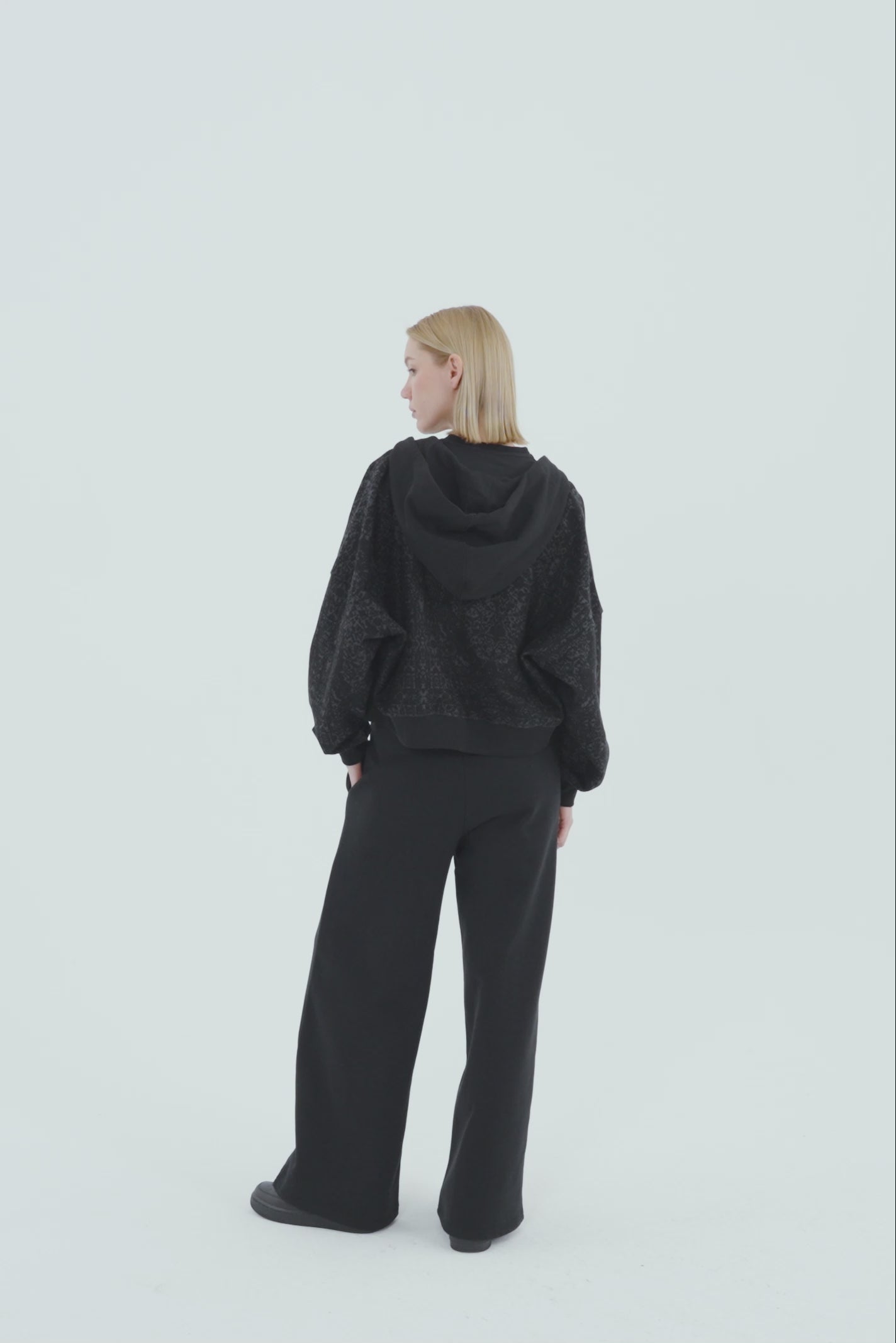 Relaxed Fit Siyah Renkli Kadın Fermuarlı Sweatshirt - ZIP HOODIES